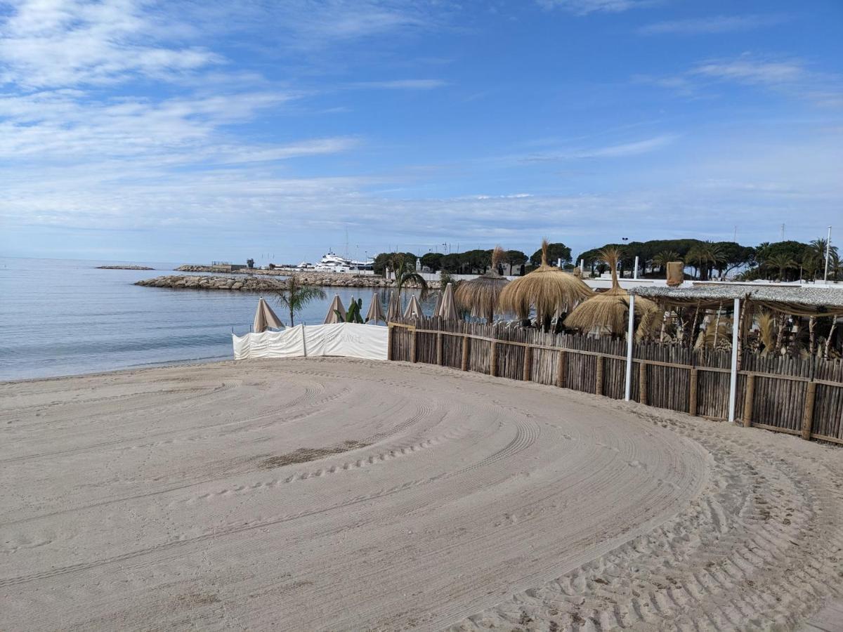 Eden Golfe Plages A Pieds Parking Prive Vallauris Zewnętrze zdjęcie